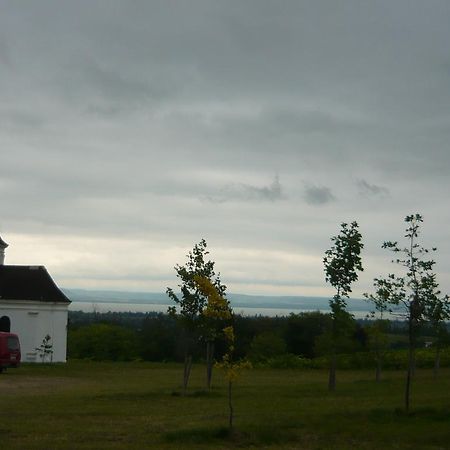 Aranyhid Hotel Balatonboglar Exterior photo